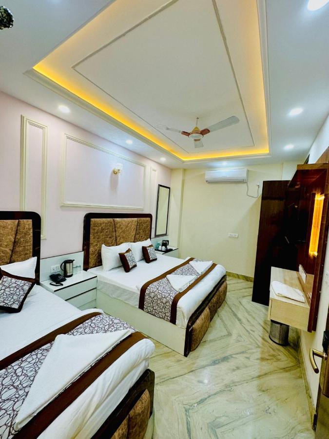 Hotel Samrat Residency 10 Mints Walking Distance Nizamuddin Railway Station نيودلهي المظهر الخارجي الصورة