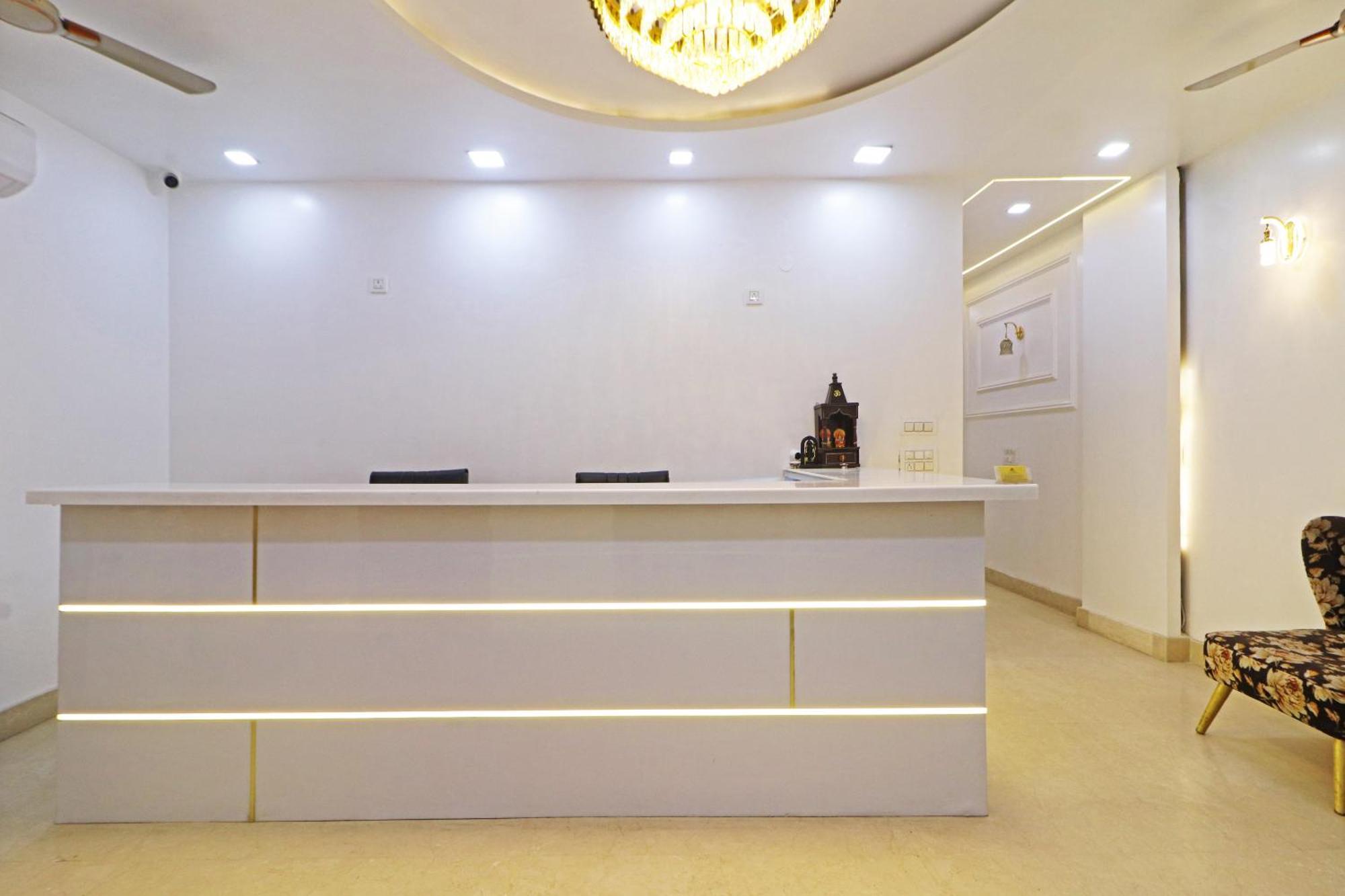 Hotel Samrat Residency 10 Mints Walking Distance Nizamuddin Railway Station نيودلهي المظهر الخارجي الصورة
