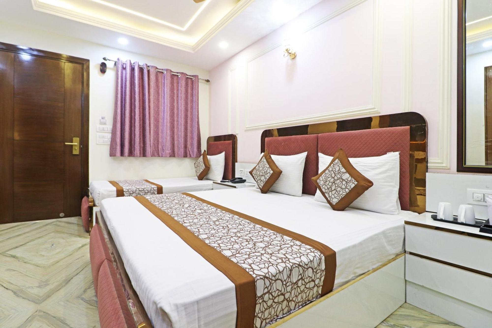 Hotel Samrat Residency 10 Mints Walking Distance Nizamuddin Railway Station نيودلهي المظهر الخارجي الصورة