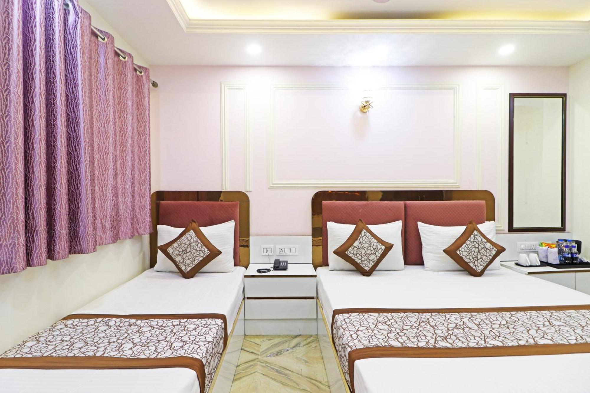 Hotel Samrat Residency 10 Mints Walking Distance Nizamuddin Railway Station نيودلهي المظهر الخارجي الصورة