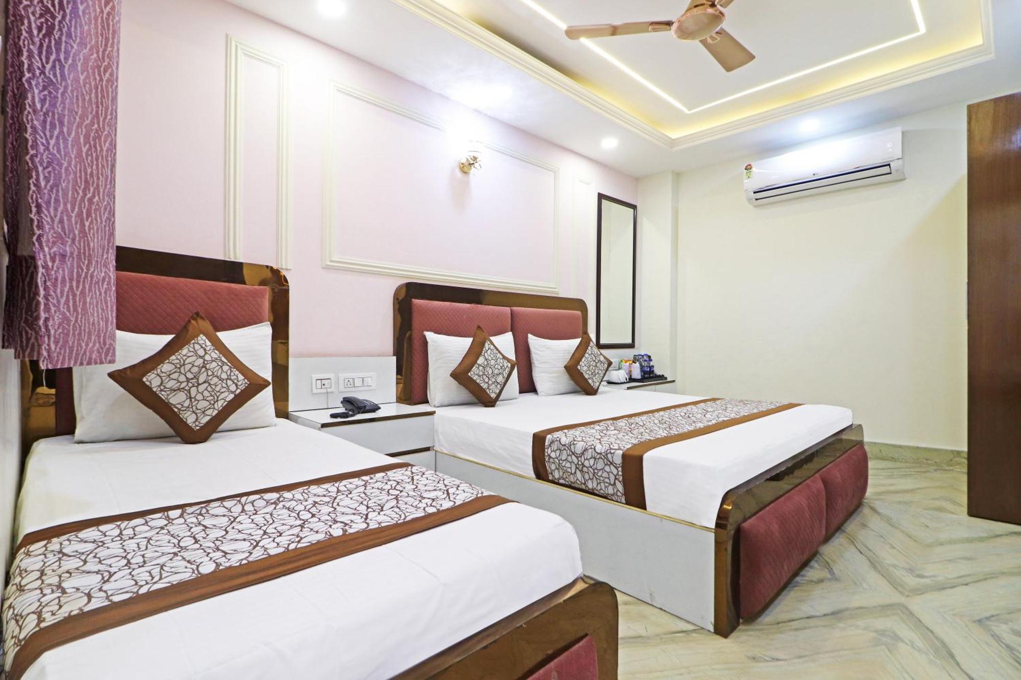 Hotel Samrat Residency 10 Mints Walking Distance Nizamuddin Railway Station نيودلهي المظهر الخارجي الصورة