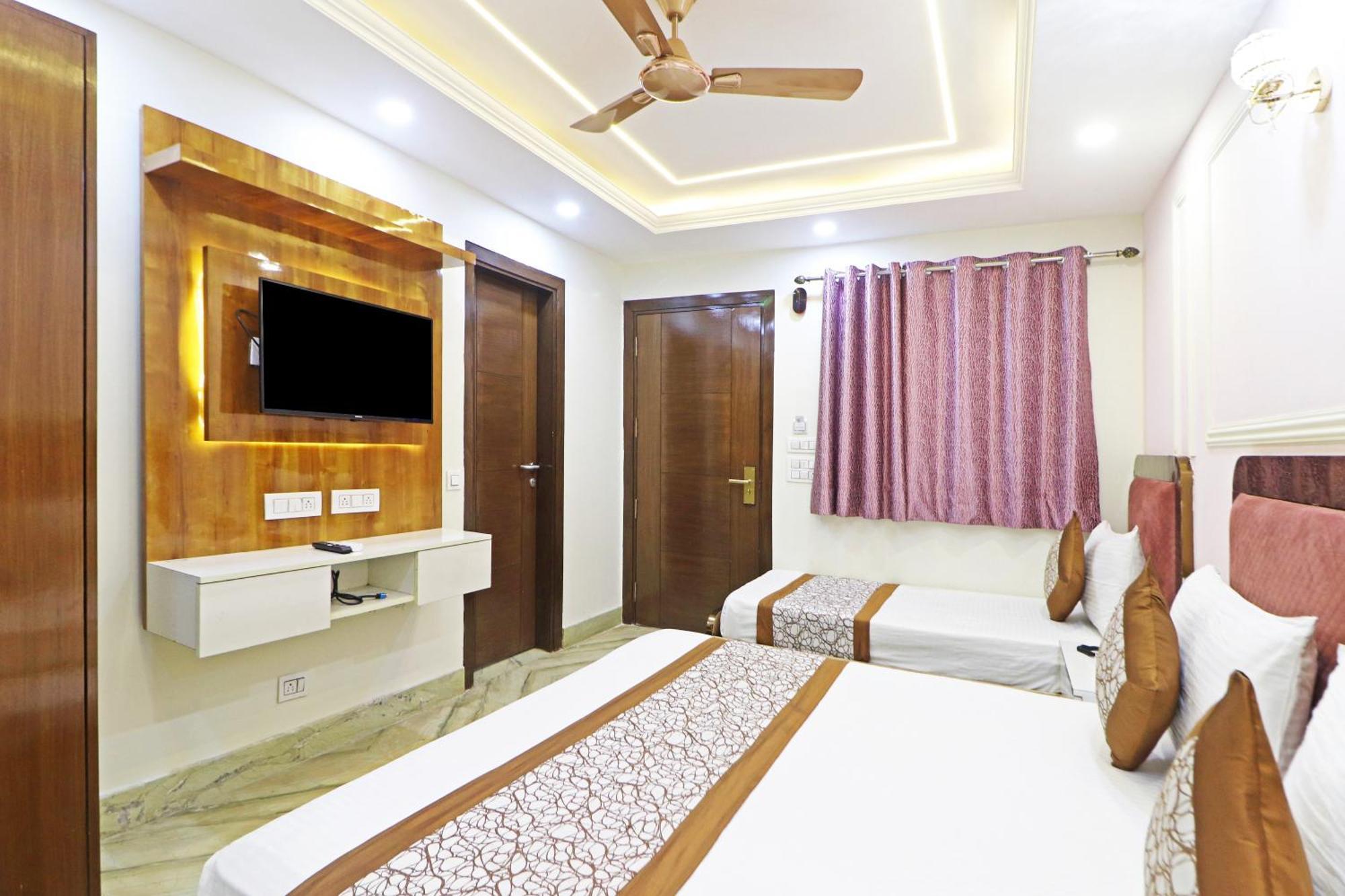Hotel Samrat Residency 10 Mints Walking Distance Nizamuddin Railway Station نيودلهي المظهر الخارجي الصورة